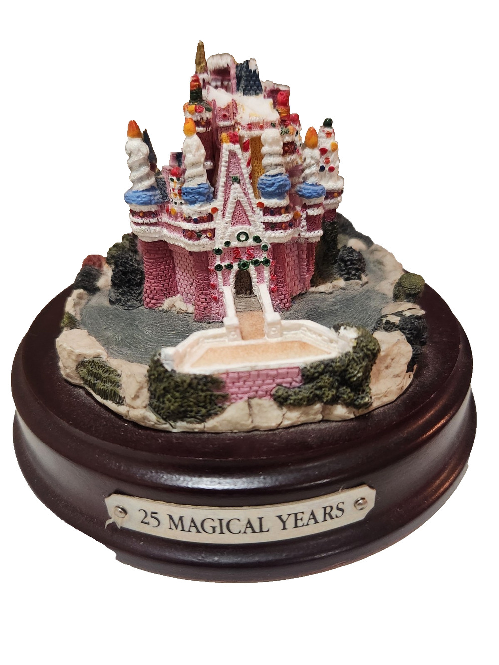 Art of Disney 25 Magical Years 1971-1996 Cinderella Castle Figurine Wood Base